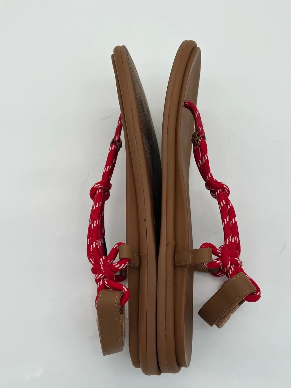 Sperry Isla t-bar Brown Sandal with Red Rope Details size 9